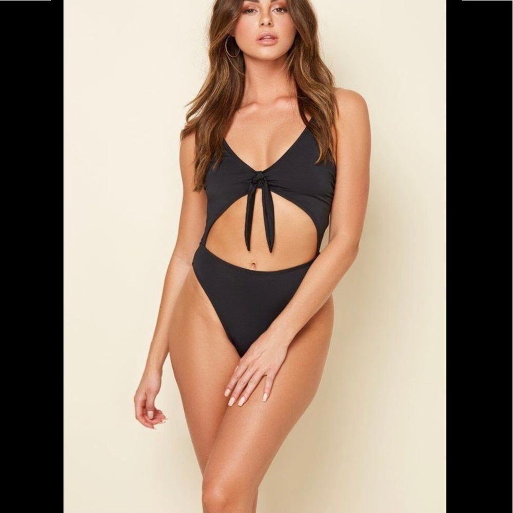 Glam cutout one piece suit